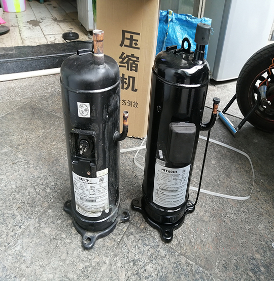 准格尔中央空调压缩机的更换维修